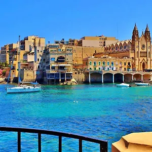  Apartment Spacious Steps To The Promenade Malta