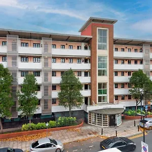  Apartment Bright, Interior, Close To The City, 2 Bedroom United Kingdom
