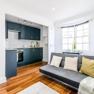 Apartment Modern One Bedroom In, Brighton