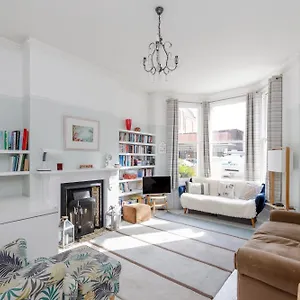 Apartment Flat W Large Garden, Brighton